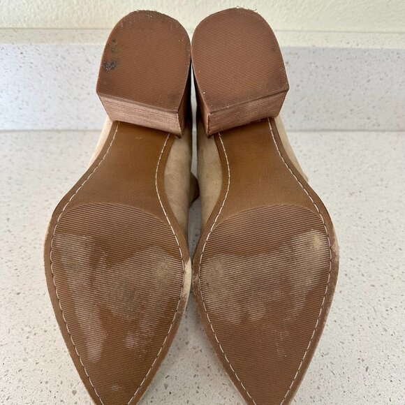 Steve Madden | Size 9 | Suede Leather Camel Ankle Bootie - Picture 6 of 6
